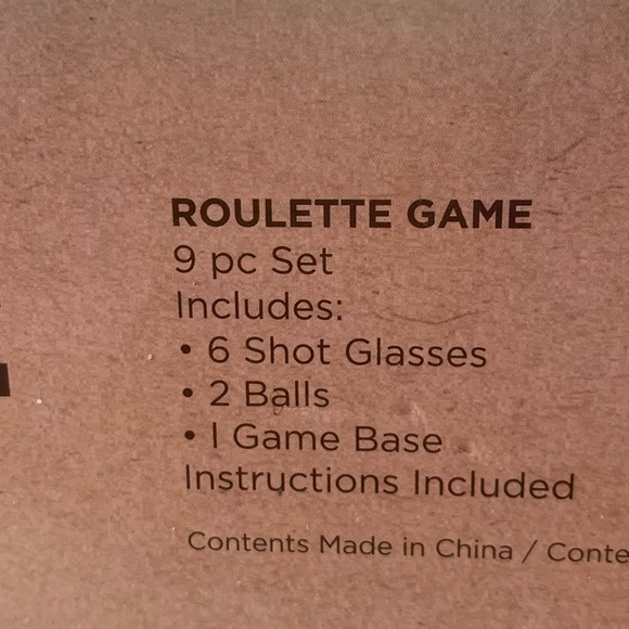 Game Night Roulette Party Game - Picture 10 of 12